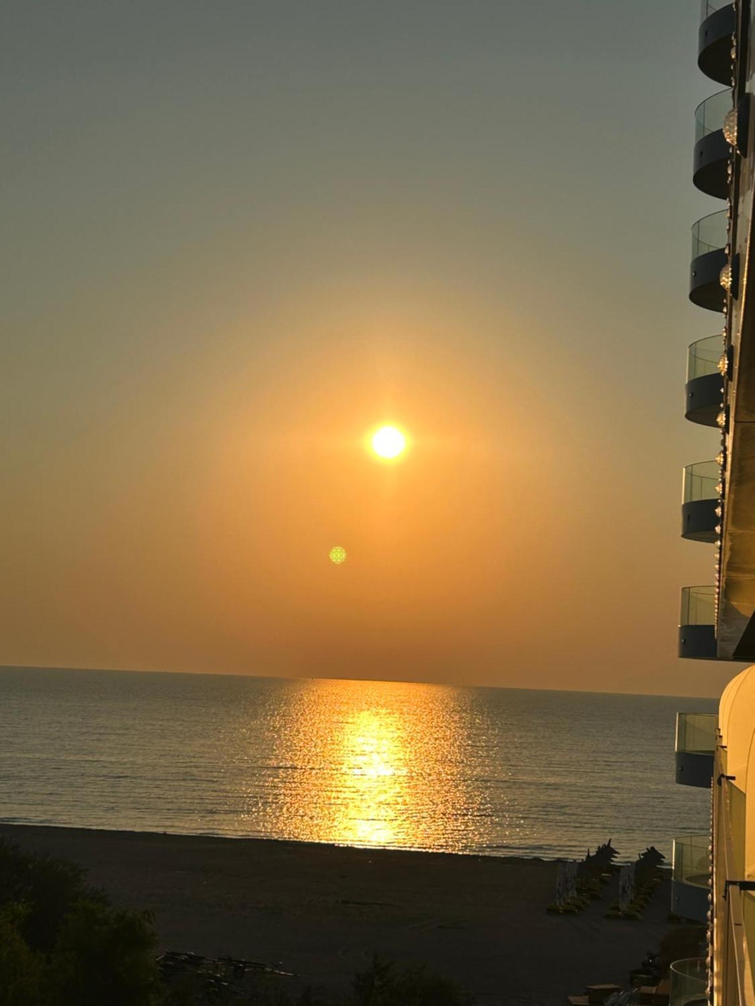 Studio Mamaia-Seaonbeach-By Mihaela Экстерьер фото